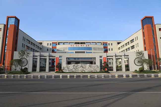 <a href='http://www.pidecoded.com/tags/第二完全學校/' target='_blank'><u>南陽市第二完全學校</u></a>高中部